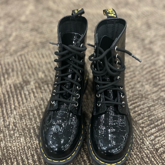 Dr Martens black patent crocodile boots - Picture 6 of 8